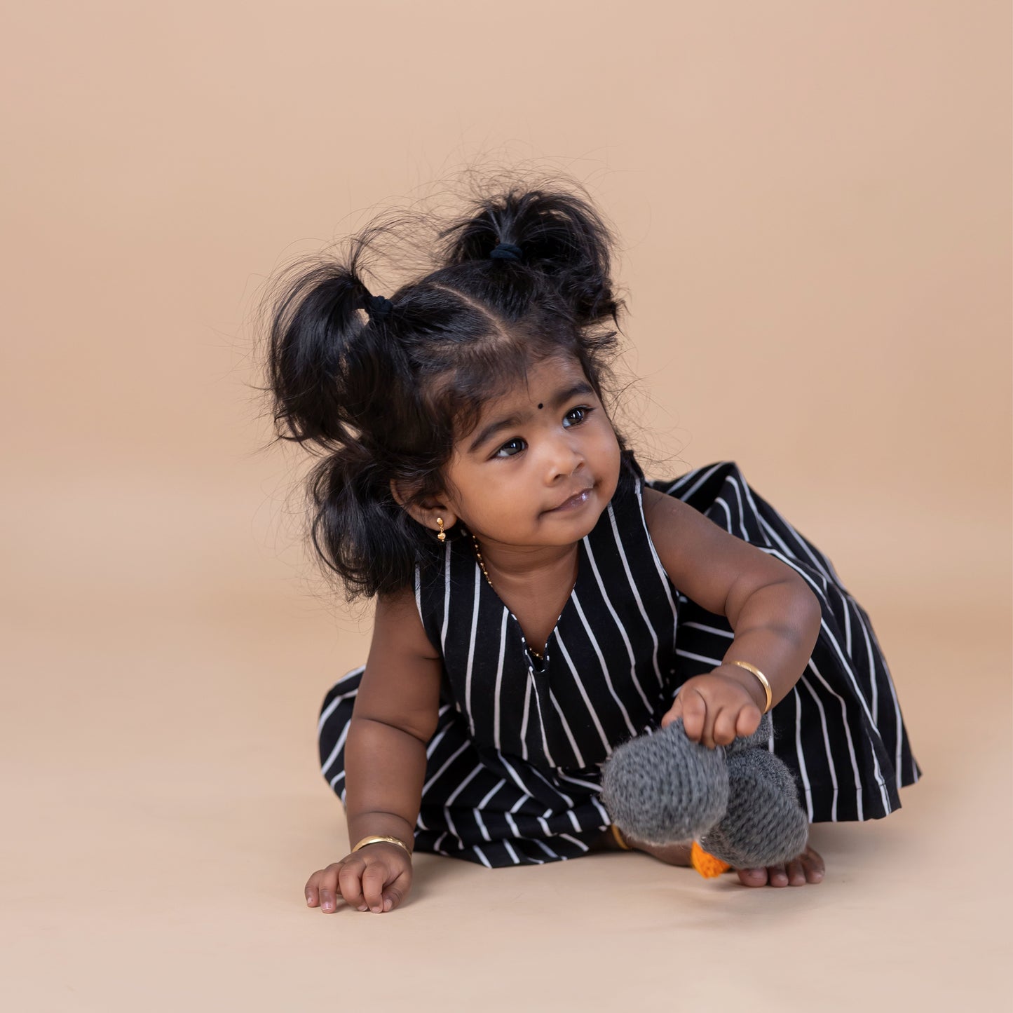 Black Stripes - V neck