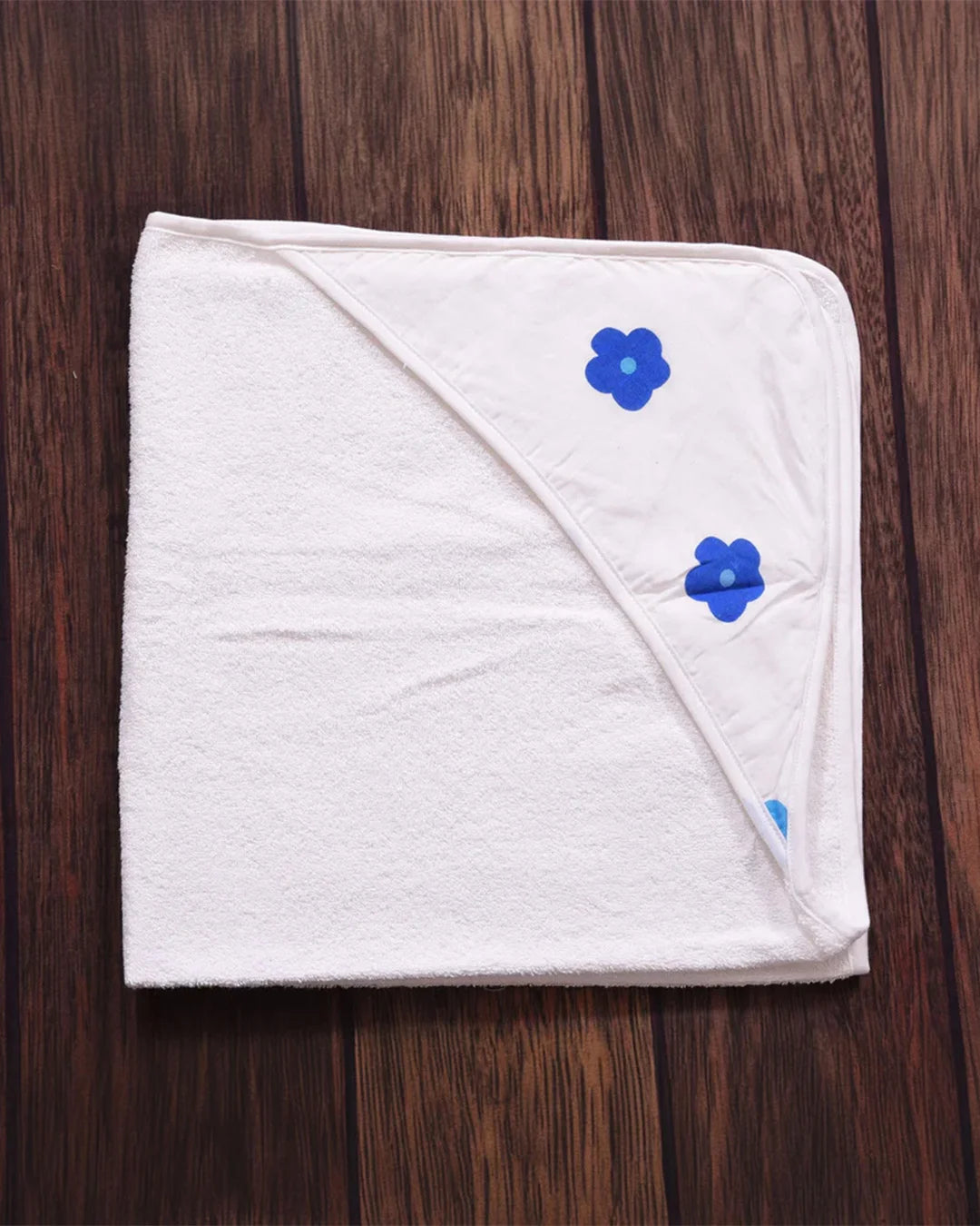 HOODED TOWEL- BLUE FLORAL PRINT