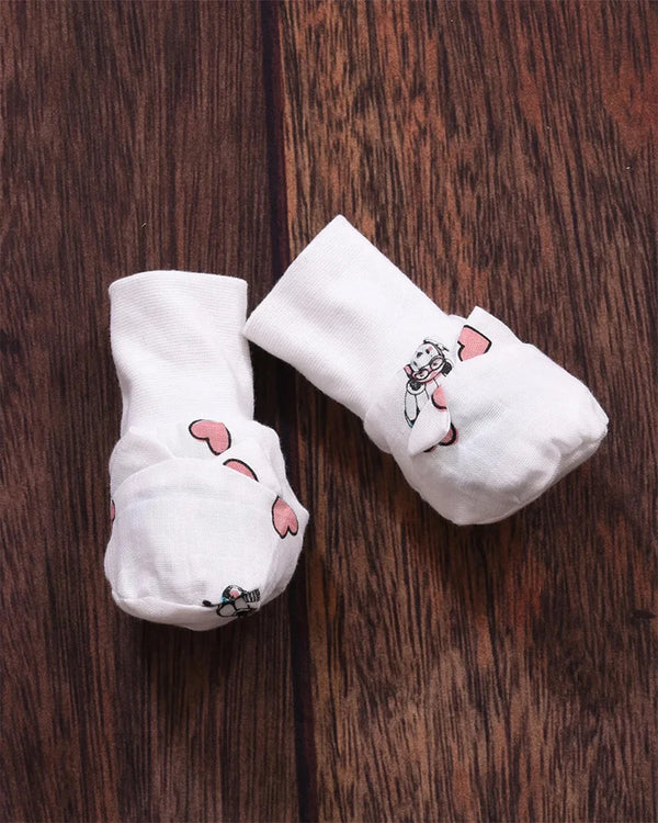RED HEART BOOTIES